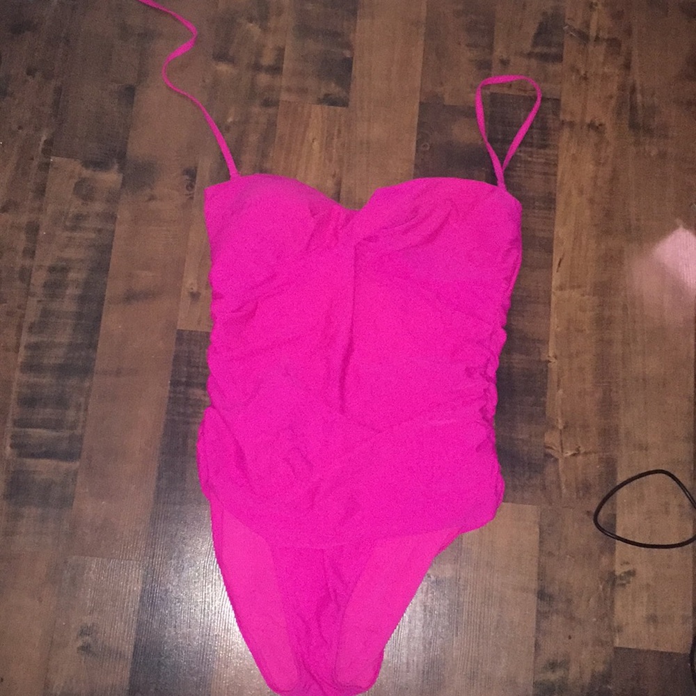 Old navy swimsuit